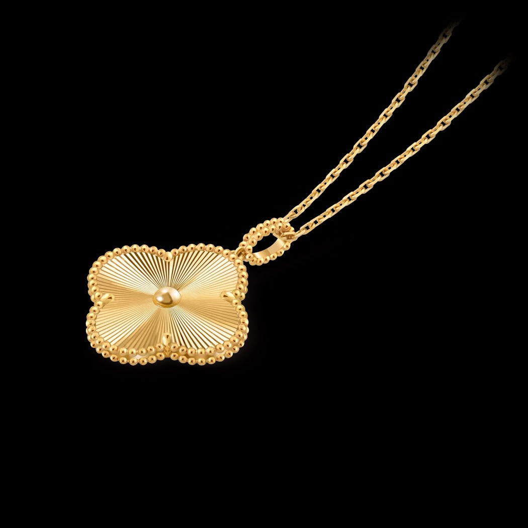 Collar Trébol Dorada / 3 en 1