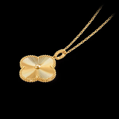 Collar Trébol Dorada / 3 en 1